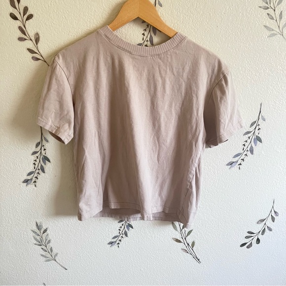 Basic tan boxy tee - Picture 1 of 4